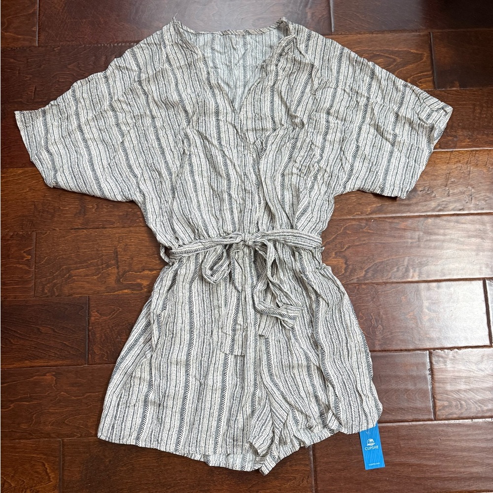 CUPSHE black and white striped Romper
